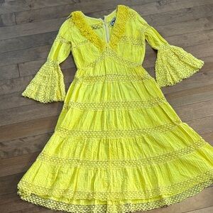 Vintage Vibrant Yellow Lace-Trim Bell Sleeved  Midi Dress